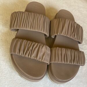 Sorel WOMEN'S ROAMING TWO STRAP SLIDE FLAT SANDAL Size 7